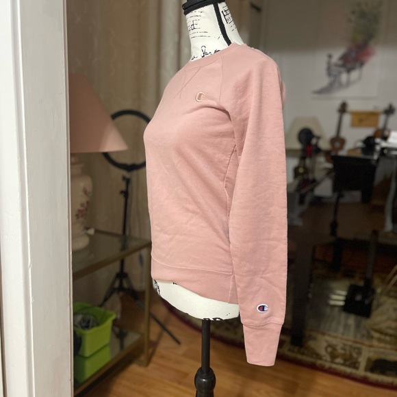 EUC Women’s Size X-Small Champion Powerblend Crewneck Sweatshirt With Logo Print - Picture 5 of 10